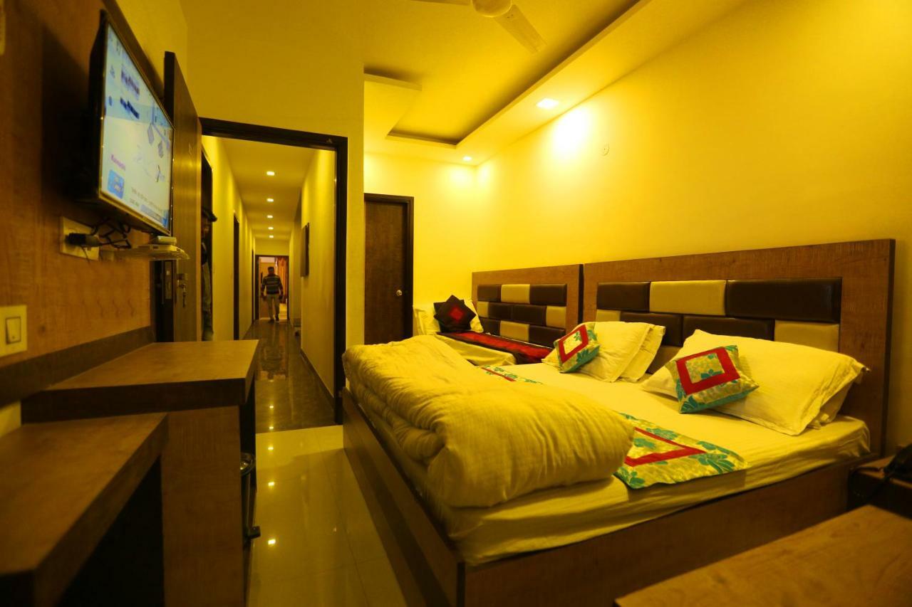 Hotel Golden Heart Αμριτσάρ Εξωτερικό φωτογραφία